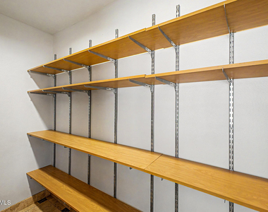 5403 S Heather Drive - Photo Thumbnail 13