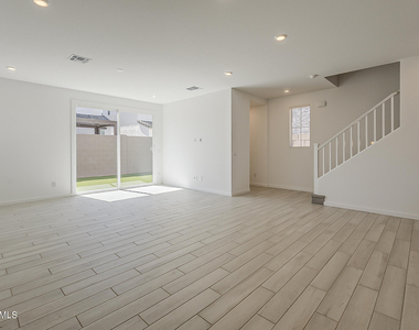 2434 W Rowel Road - Photo Thumbnail 2