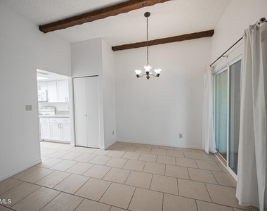625 S Allred Drive - Photo Thumbnail 8