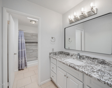 625 S Allred Drive - Photo Thumbnail 15