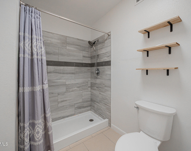 625 S Allred Drive - Photo Thumbnail 16