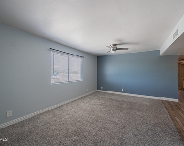 4708 E Portland Street - Photo Thumbnail 7