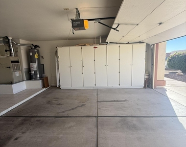 14518 W Heritage Drive - Photo Thumbnail 16