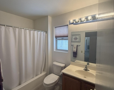 14518 W Heritage Drive - Photo Thumbnail 12