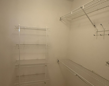 14518 W Heritage Drive - Photo Thumbnail 9