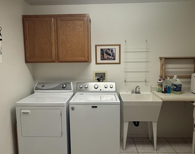 14518 W Heritage Drive - Photo Thumbnail 13