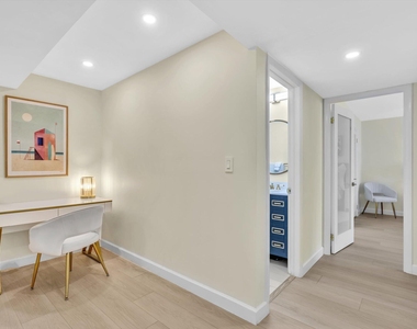 133 N Pompano Beach Boulevard - Photo Thumbnail 14