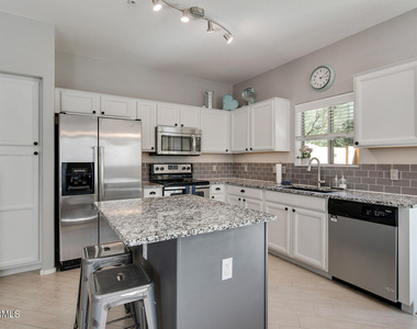 2250 E Deer Valley Road - Photo Thumbnail 4