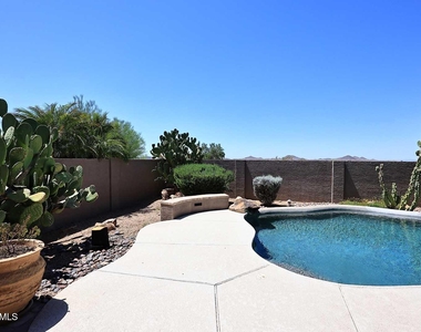26628 N 41st Street - Photo Thumbnail 27