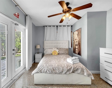 1507 Garfield Street - Photo Thumbnail 9