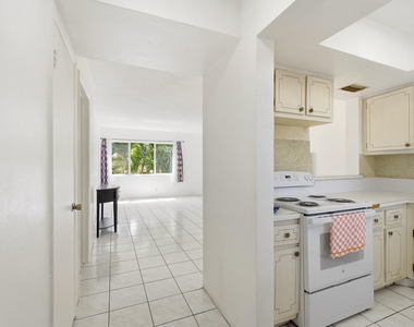 1333 E Hallandale Beach Boulevard - Photo Thumbnail 24