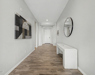 26154 S 227th Way - Photo Thumbnail 5