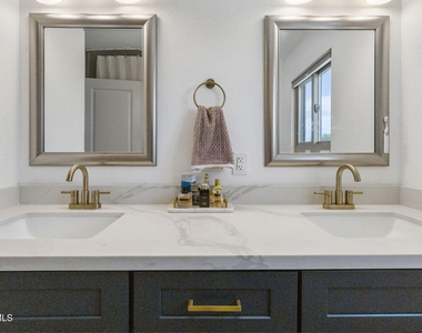 4768 W Piute Avenue - Photo Thumbnail 30