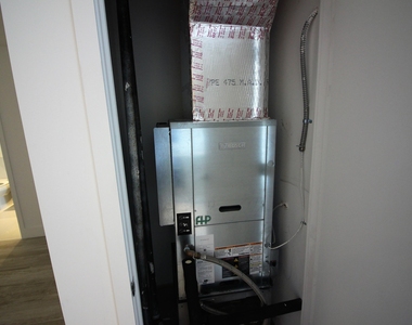 121 Ne 34th Street - Photo Thumbnail 21