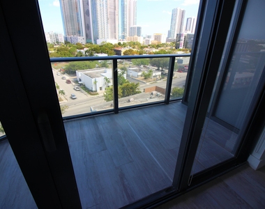 121 Ne 34th Street - Photo Thumbnail 23