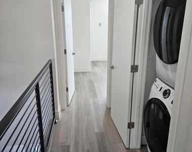 232 S Roosevelt Street - Photo Thumbnail 19