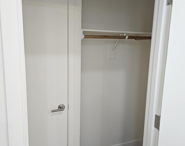 232 S Roosevelt Street - Photo Thumbnail 17