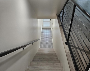 232 S Roosevelt Street - Photo Thumbnail 29