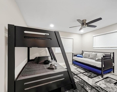 2817 Ne 9th Avenue - Photo Thumbnail 12