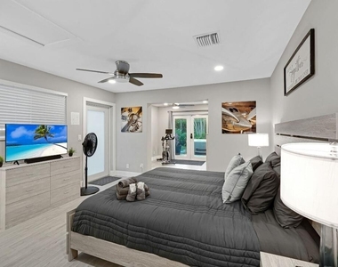 2817 Ne 9th Avenue - Photo Thumbnail 14