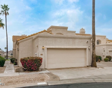 1318 W Coral Reef Drive - Photo Thumbnail 1