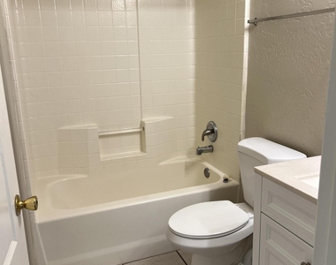 4015 N Estrella Road - Photo Thumbnail 10