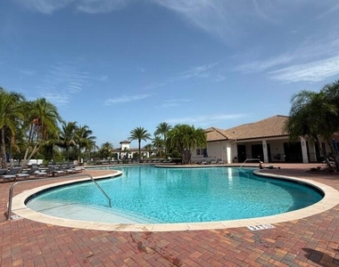 9207 W 33rd Lane - Photo Thumbnail 40