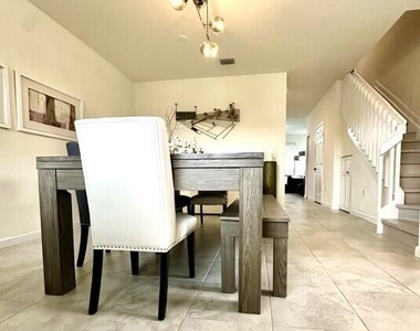 9207 W 33rd Lane - Photo Thumbnail 7