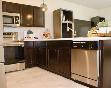 9207 W 33rd Lane - Photo Thumbnail 9