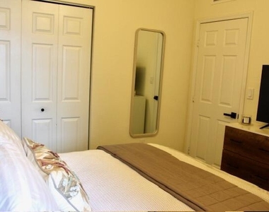 9207 W 33rd Lane - Photo Thumbnail 26