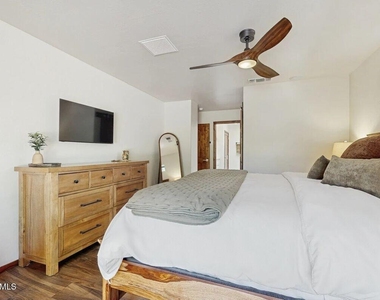 51 N House Rock Road - Photo Thumbnail 10