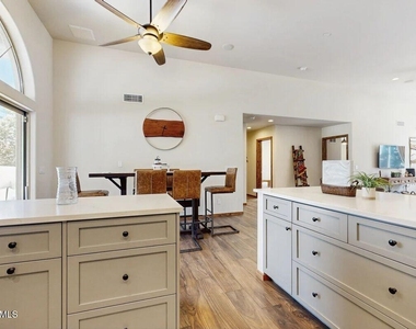 51 N House Rock Road - Photo Thumbnail 7