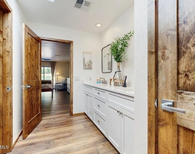 51 N House Rock Road - Photo Thumbnail 12