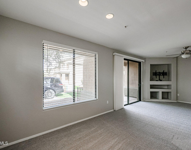 705 W Queen Creek Road - Photo Thumbnail 9