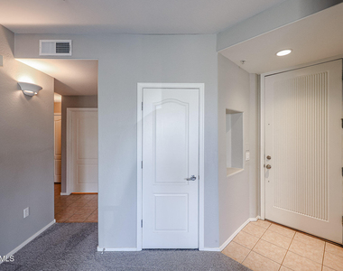705 W Queen Creek Road - Photo Thumbnail 16