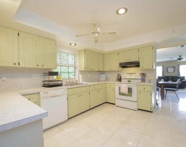 2118 Se Morningside Boulevard - Photo Thumbnail 11