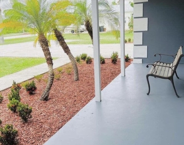 2118 Se Morningside Boulevard - Photo Thumbnail 1