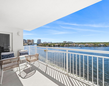 511 Bayshore Drive - Photo Thumbnail 11
