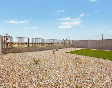 38155 W Giallo Lane - Photo Thumbnail 29