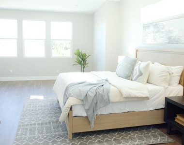 840 W Pecos Road - Photo Thumbnail 8