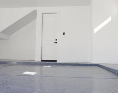 840 W Pecos Road - Photo Thumbnail 21