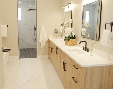 840 W Pecos Road - Photo Thumbnail 10