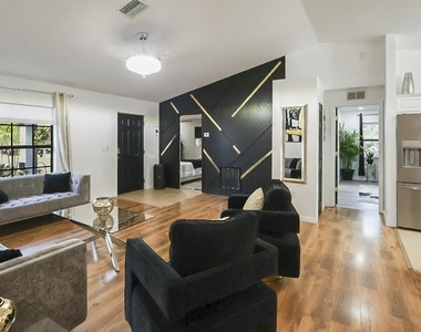 3046 Buttercup Lane - Photo Thumbnail 6