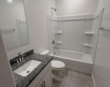 1481 N Fenway Drive - Photo Thumbnail 16
