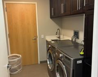 7157 E Rancho Vista Drive - Photo Thumbnail 6
