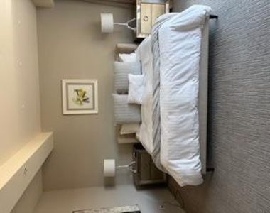 7157 E Rancho Vista Drive - Photo Thumbnail 5