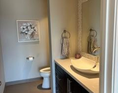 7157 E Rancho Vista Drive - Photo Thumbnail 9