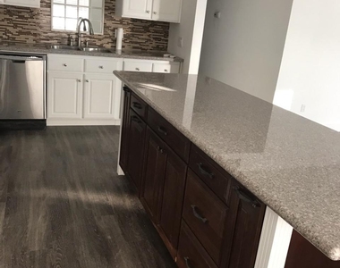 1500 W Rio Salado Parkway - Photo Thumbnail 24