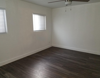 1500 W Rio Salado Parkway - Photo Thumbnail 15