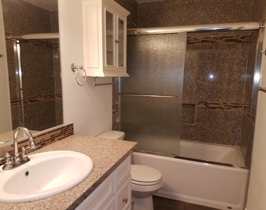 1500 W Rio Salado Parkway - Photo Thumbnail 12